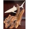 Image 3 : Decorative Shark Statue 8T w/ Humourous Frog Corona Collectable