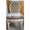 Image 4 : Wicker Patio Table & Chairs w/ Magazine Caddy