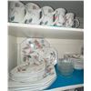 Image 3 : Floral Dish Set for 10 Mugs Bowls Salad Plates Dessert Plates & More