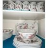 Image 4 : Floral Dish Set for 10 Mugs Bowls Salad Plates Dessert Plates & More