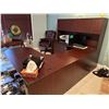 Image 1 : Executive Desk Very Large 71 X 100 X 69 X 65t Contents Not Included