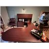 Image 3 : Executive Desk Very Large 71 X 100 X 69 X 65t Contents Not Included