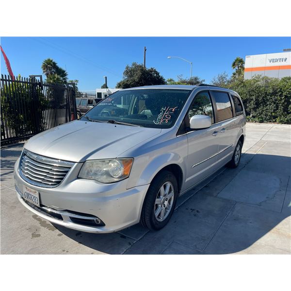 CHRY TOWN & COUNTRY 2012 T-REPO 2 DAYS