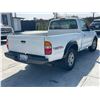 Image 3 : TOYT TACOMA 2002 SALV T/DONATION