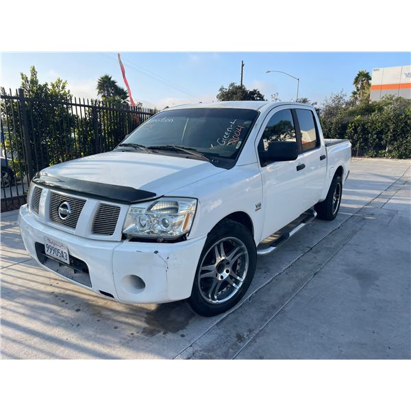 NISS TITAN 2004 T-DONATION