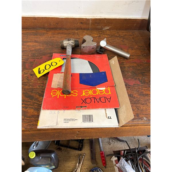 Body shop tools & sandpaper