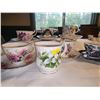 Image 2 : 7 Bone China Tea Cups