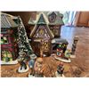 Image 5 : Set of 3 Ceramic Christmas Village Houses