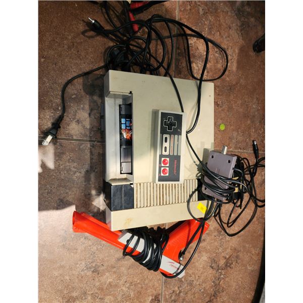 Original Nintendo with Duck Hunter Gun and 1 Controller (Untested)