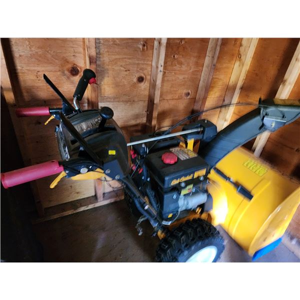 Gas Powered Snowblower Cub Cadet