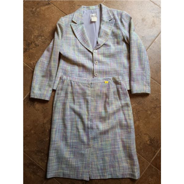 Pastel Tweed Hiroko Skirt and Blazer Matching Set  Size 16 (Small Fit)