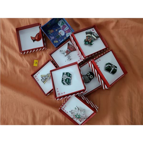 Holiday Pins