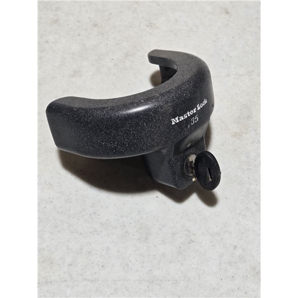 Master lock trailer hitch lock with key