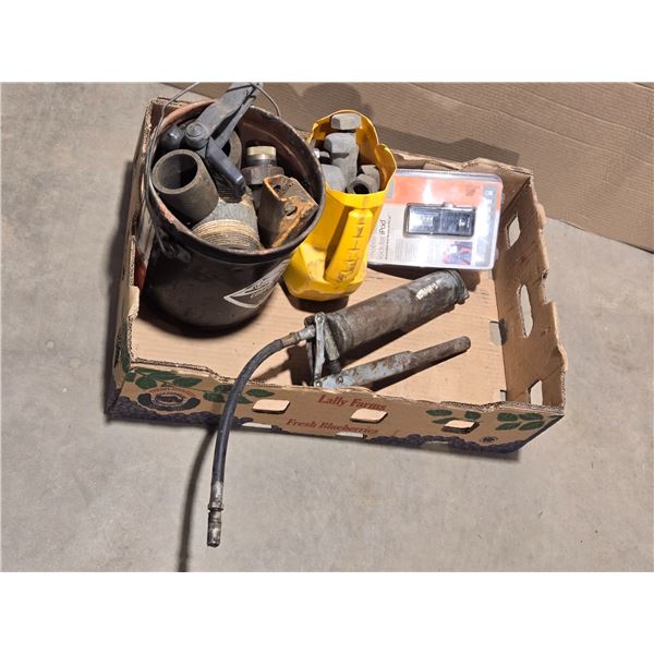 Shop misc w/ grease gun