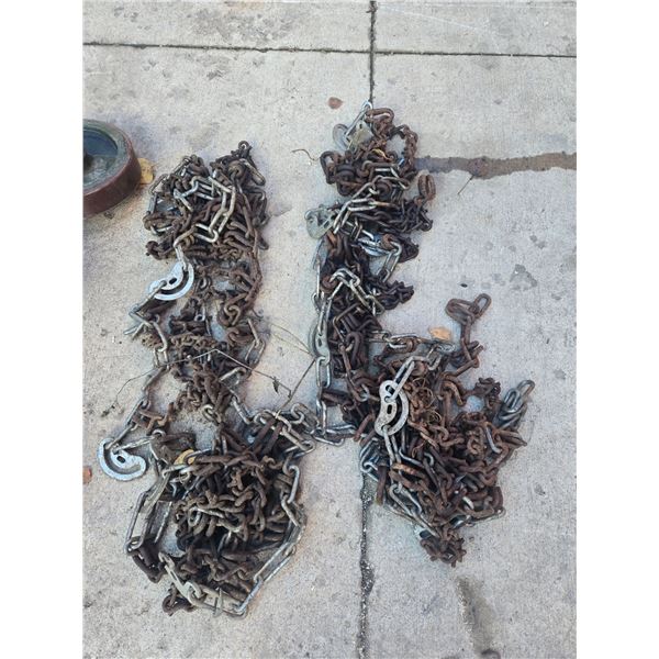 One set dual tire chains