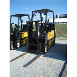 YALE GLC040AFNUAV 4,000 LB WAREHOUSE FORKLIFT, s/n A809N08776W: