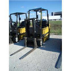 YALE GLC040AFNUAV 4,000 LB WAREHOUSE FORKLIFT, s/n A809N07458W: