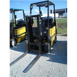 YALE GLC040AFNUAV 4,000 LB WAREHOUSE FORKLIFT, s/n A809N07449W: