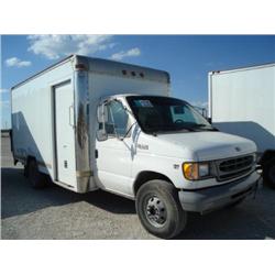 FORD E450 S/A VAN TRUCK, s/n 1FDXEA7F2XHA09050