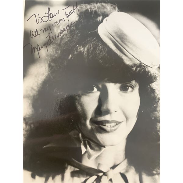 Mary Steenburgen signed photo