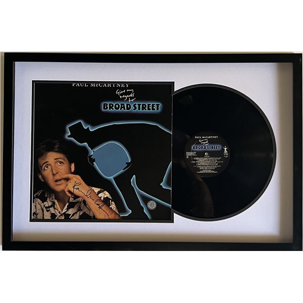 Paul McCartney Give My Regards To Broad Street Signed Album. GFA Authenticated