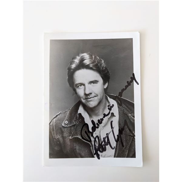 Robert Ginty signed photo