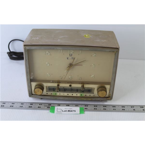 Vintage Westing House Clock Radio (as is)