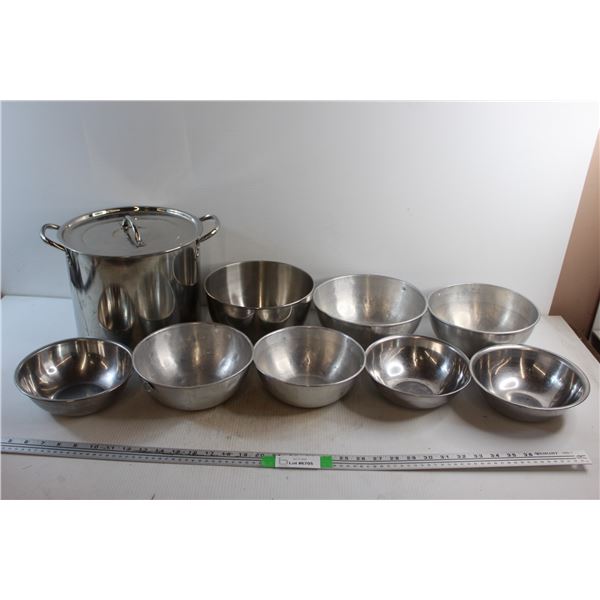 Various Size Metal Bowls and Stockpot