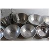Image 5 : Various Size Metal Bowls and Stockpot