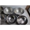 Image 6 : Various Size Metal Bowls and Stockpot