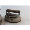 Image 6 : Vintage Irons