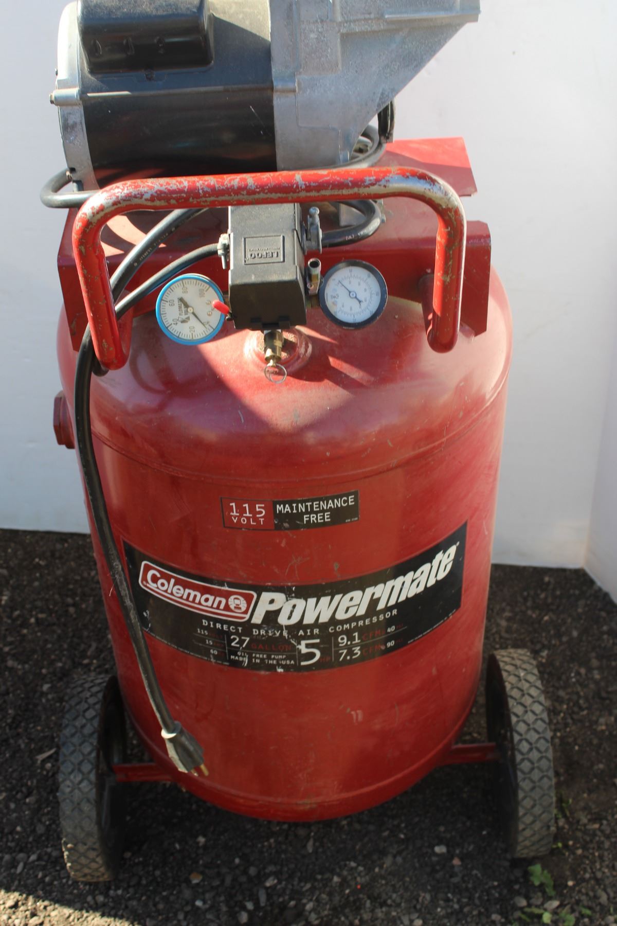 **27 Gallon Coleman Powermate Air Compressor on Wheels - FoMoCo ...