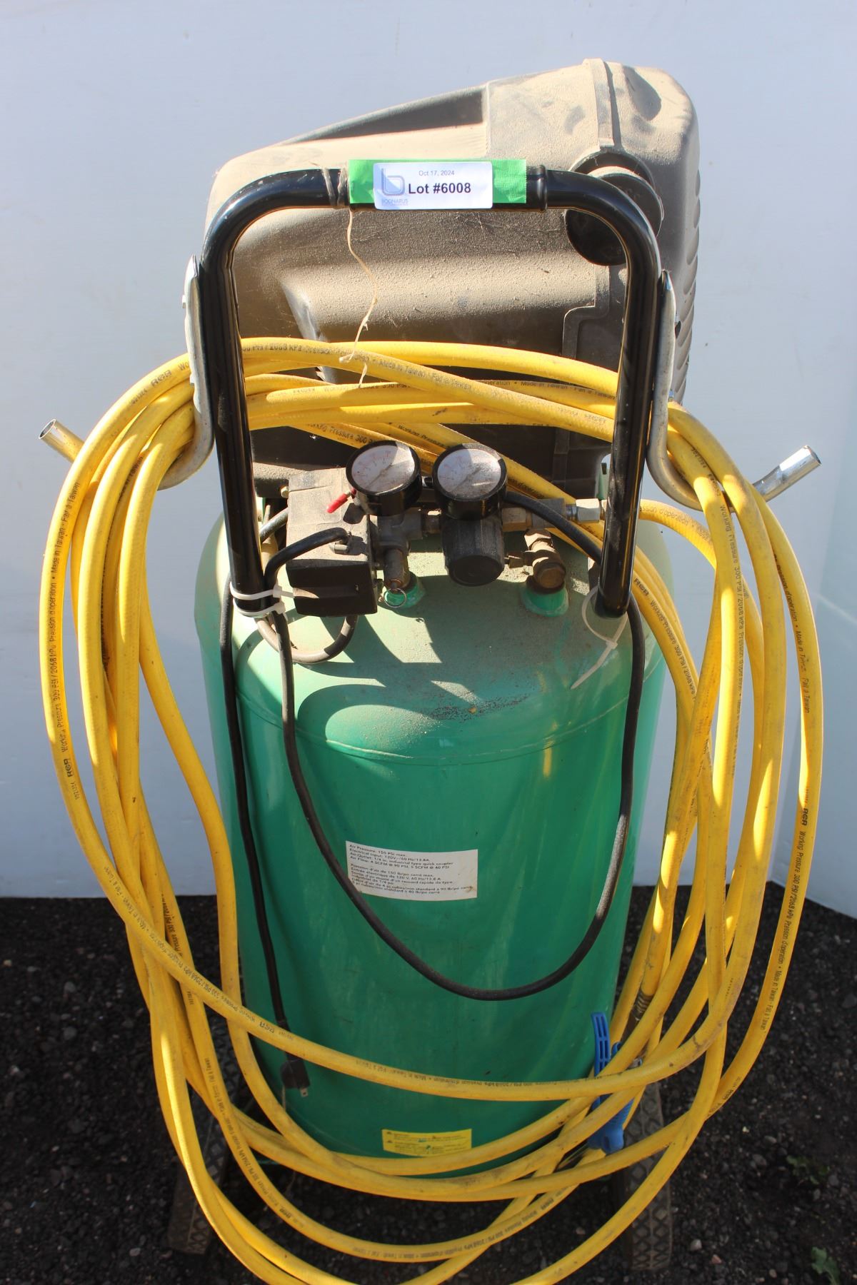 **Princess Auto CSA 26 Gallon Portable Air Compressor on Wheels (Some ...