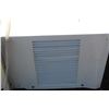 Image 5 : **Climate Window Air Conditioner - as is