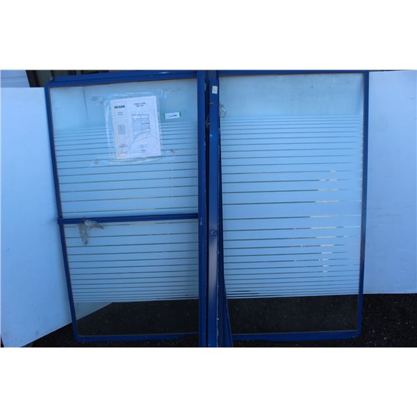** (2) Panel Sliding Tub Doors w/Hardware - 53" x 30"