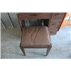 Image 5 : ***Vintage Singer Sewing Machine Cabinet w/ Contents & Stool - as is