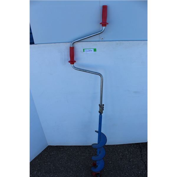 ***Hand Powered Ice Auger - 6" Diameter - Some Wear