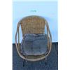 Image 4 : ***Wicker Chair w/ Cushion w/Metal Base - Some Wear