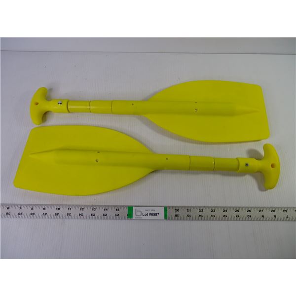 (2) Extendible Mini Paddles 32" long