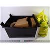 Image 1 : Container full of Polishing Cloths and Buffing Bonnets