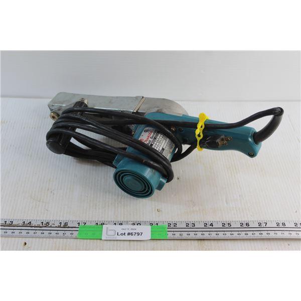 Makita Belt Sander - Tested