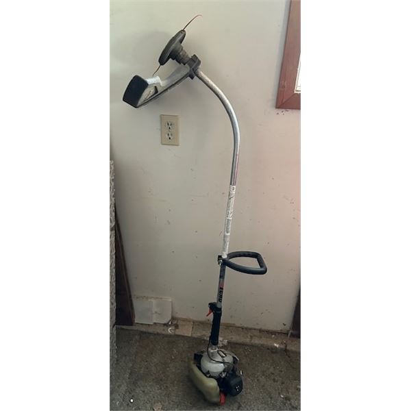 Echo GT-200R Trimmer Weed Wacker complete running Engine plus additional lines and more.