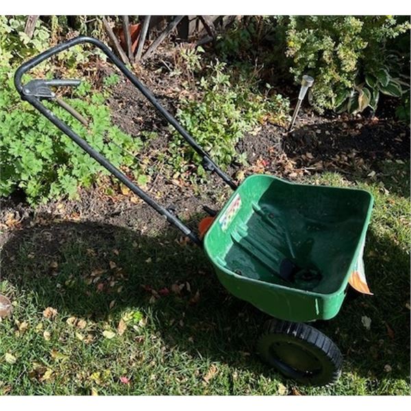 "Scott's Turf Builder" fertilizer spreader.