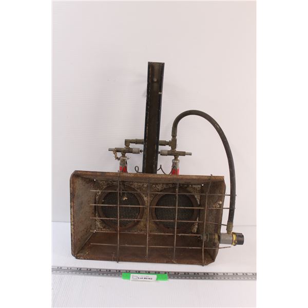 Propane Heater w/ Mounting Bracket - 16" x 10"