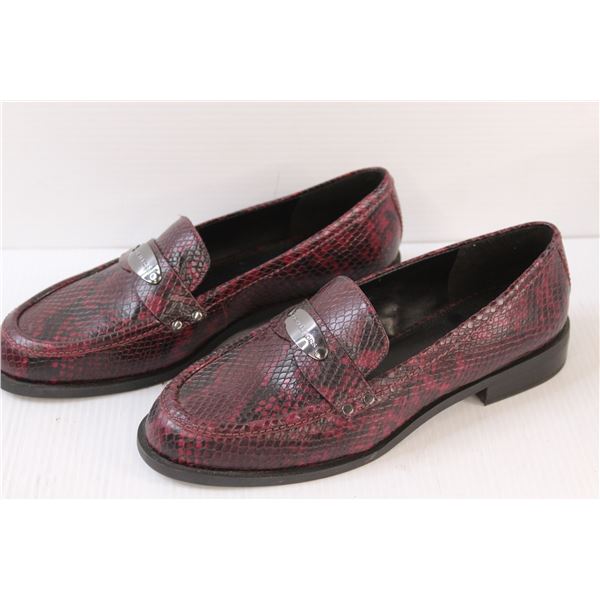 Micheal Kors Women's Dress Shoes - Size 8.5 Medium Width w/Shoe Box