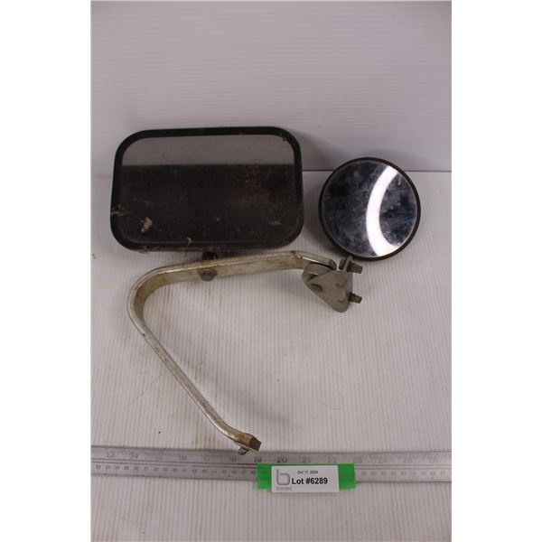 (2) Automobile Side Mirrors (1) With Bracket