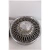 Image 2 : Set Of (4) Vintage Chrysler Automobile Hubcaps