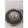 Image 3 : Set Of (4) Vintage Chrysler Automobile Hubcaps