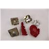 Image 2 : (6) Vintage Cookie Cutters