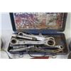 Image 5 : (5) Grinding Wheels - Metal Case w/Ratchet Wrenches - Metal Level - Oil Filter Wrench